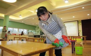幼儿园中班学期保育员工作总结8篇