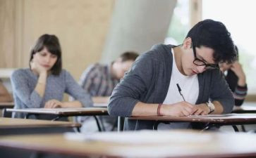 初级中学学校工作总结8篇