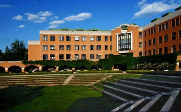 大学400字自我鉴定6篇