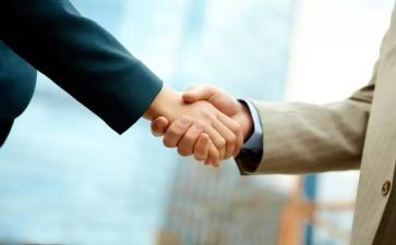 行车和汽车的对话作文7篇