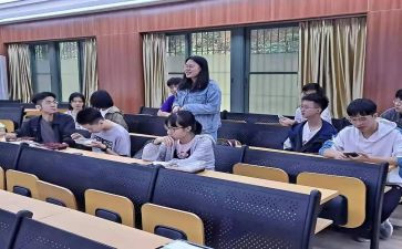 竞选副班长申请书7篇