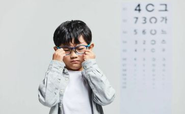关于小学生近视调查报告6篇