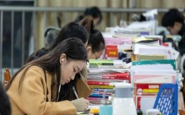 新班主任开学讲话稿8篇