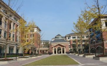 进学校心得体会优秀8篇
