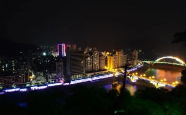 夜晚的风作文8篇