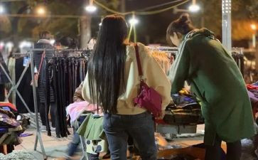 幼儿园小班折衣服教案5篇