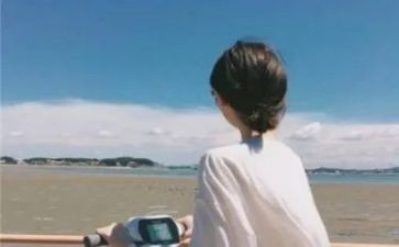 写忧伤的作文600字5篇