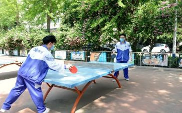 医学在校自我鉴定8篇