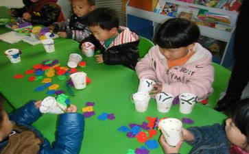 中班幼儿语言活动教案7篇